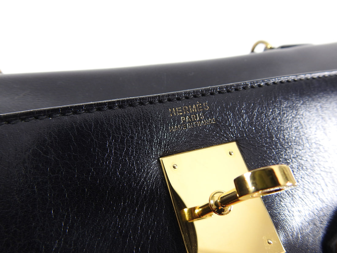 HERMES vintage 'Kelly 32' bag in black box leather - VALOIS VINTAGE PARIS
