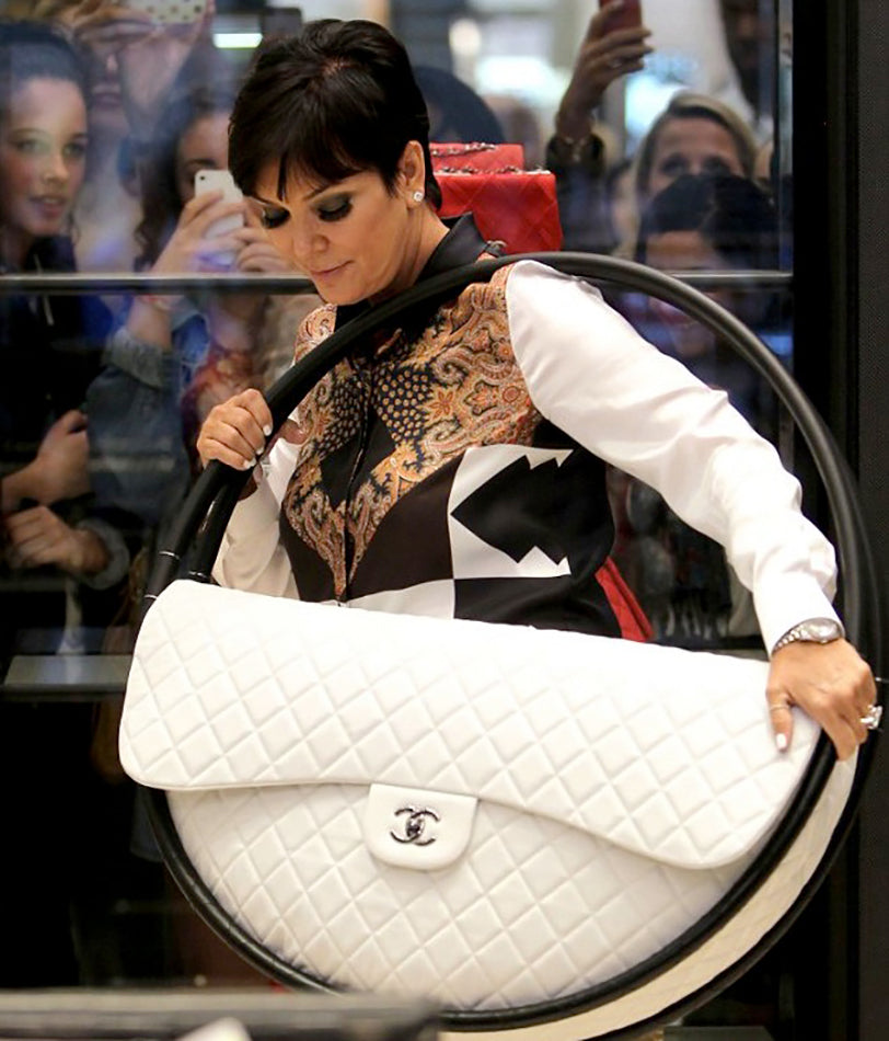 Trendtation. on X: LOL Chanel Hula Hoop Bag Low cost mode #DIY   / X