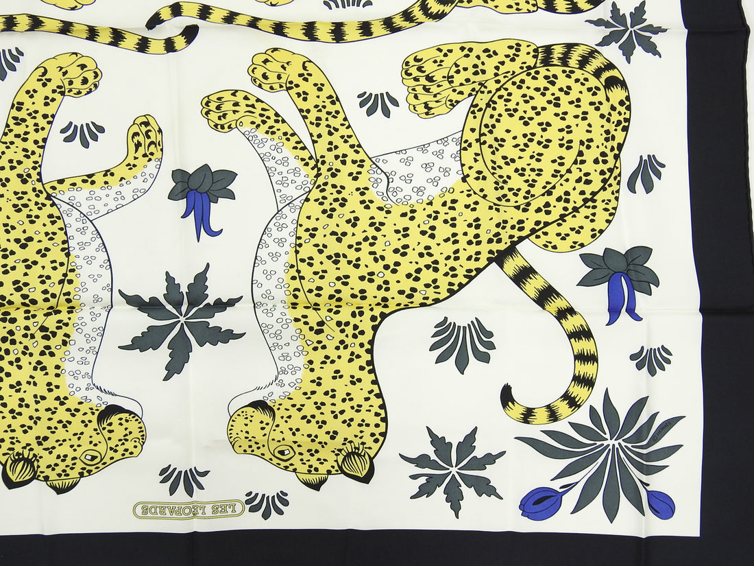 Hermes Leopards Silk Twill 90cm Scarf in Box