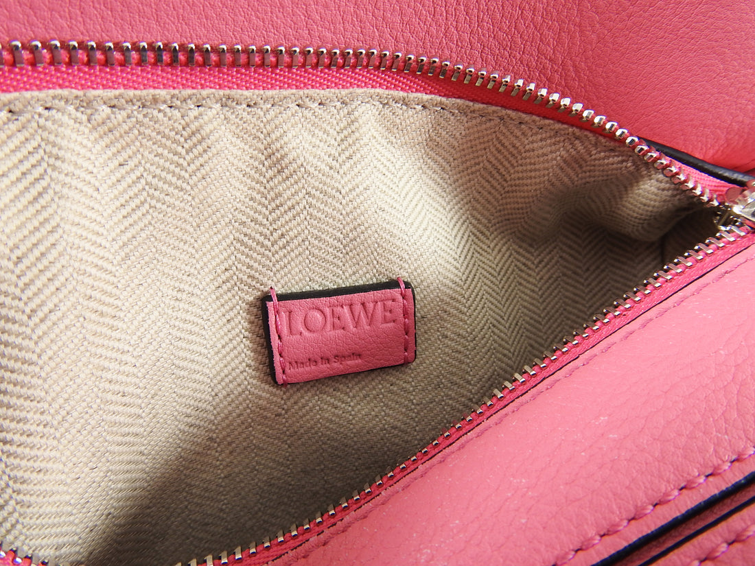 Loewe Puzzle Bum Bag in Classic Calfskin Mini Neon Pink
