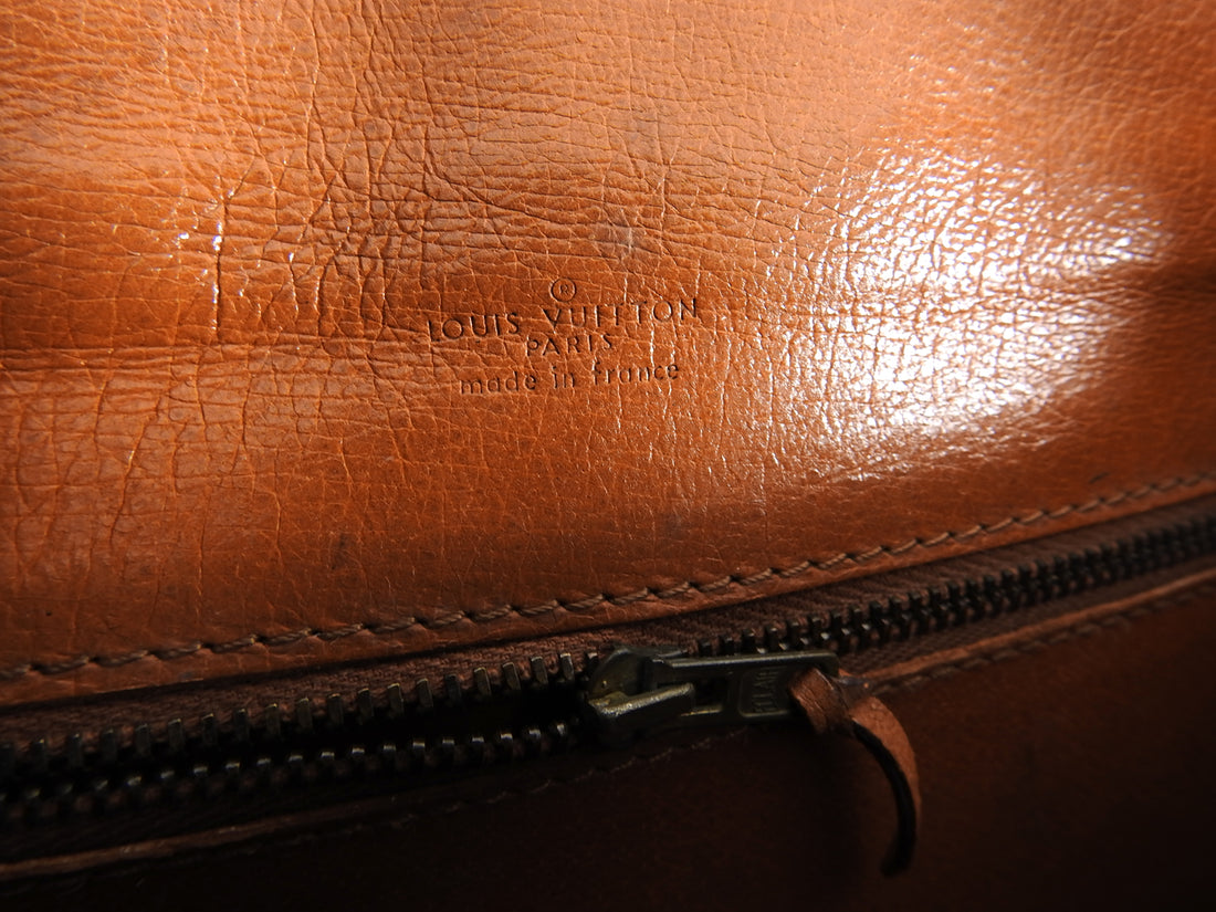 Saint cloud vintage patent leather crossbody bag Louis Vuitton Brown in  Patent leather - 35066293