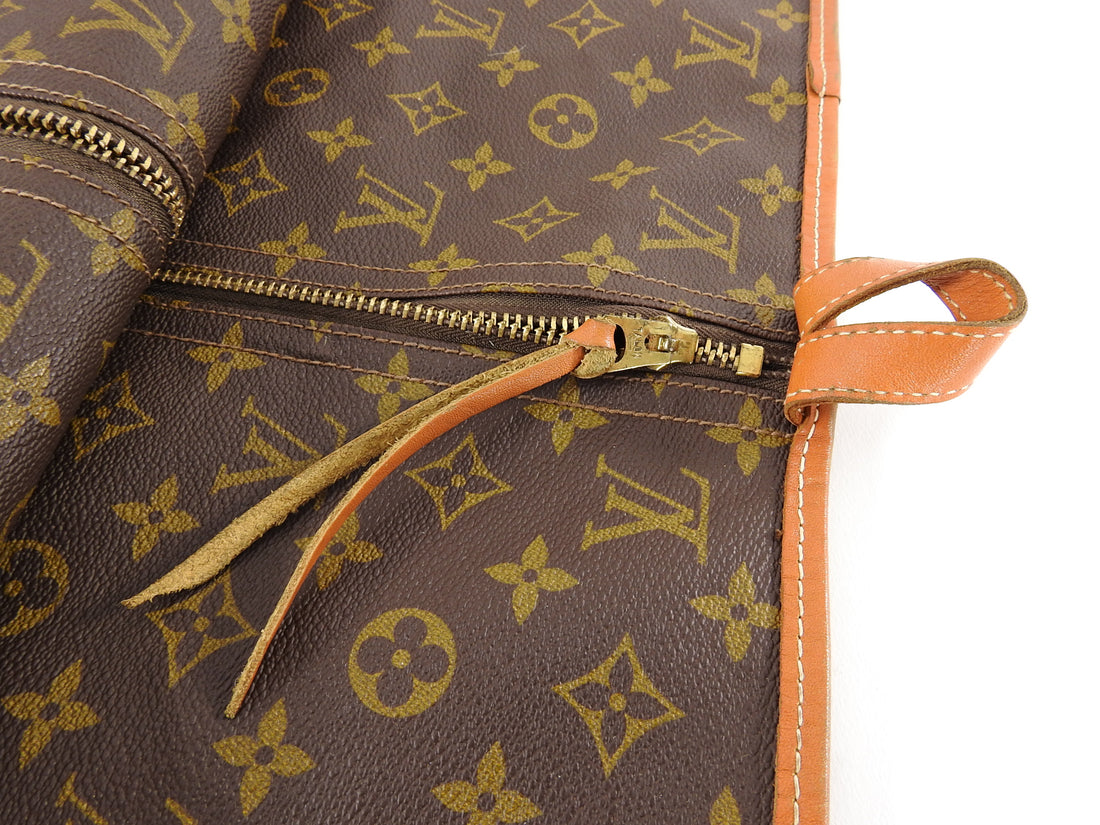 Vintage Louis Vuitton garment bag - Antiques by DOMM