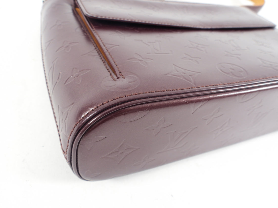 Louis Vuitton Burgundy Monogram Vernis Mat Allston Shoulder bag 80lv225s