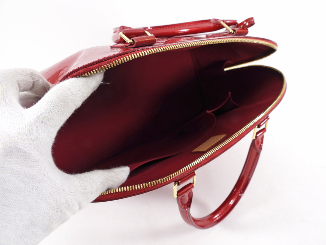 LOUIS VUITTON Louis Vuitton Alma GM Handbag M93596 Vernis Pomme D'Amour Red  MI2079 Women's