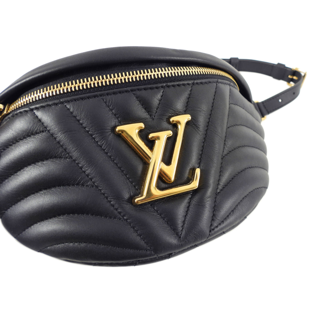 Louis Vuitton New Wave PM Quilted Leather Chain Bag  DDH