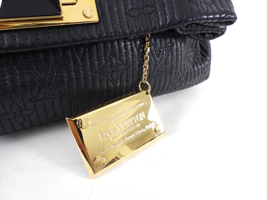 Louis Vuitton Limited Edition Gold Monogram Jacquard Pochette Altair Clutch  Bag - Yoogi's Closet