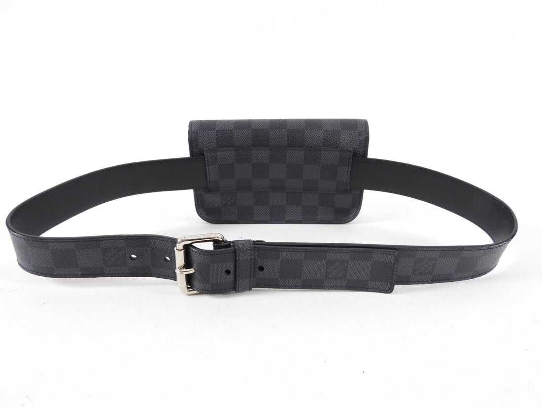 Louis Vuitton belt bag in damier graphite canvas Grey Cloth ref.419406 -  Joli Closet