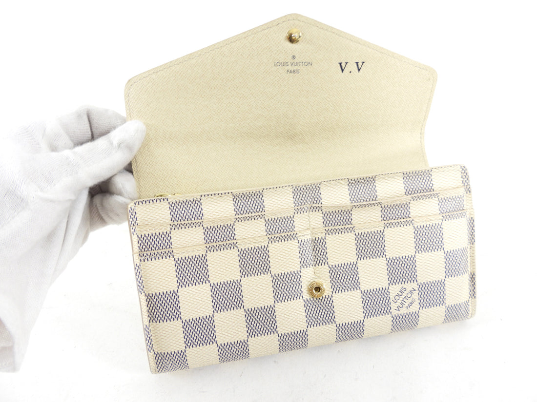 Authentic Louis Vuitton Sarah Wallet Damier Azur, Luxury, Bags & Wallets on  Carousell