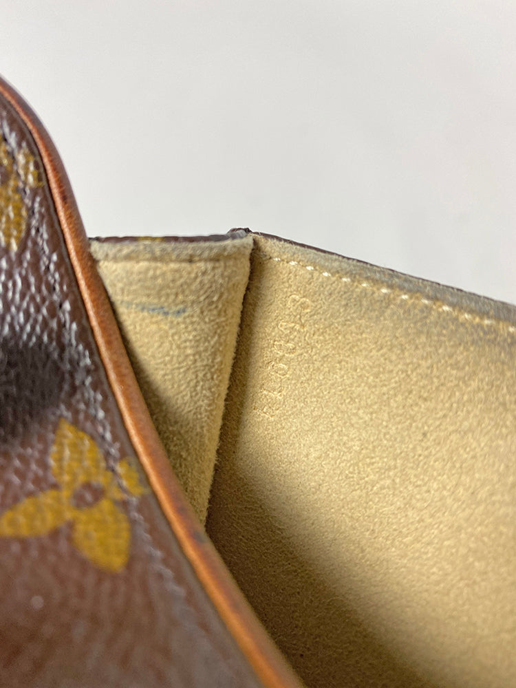 Louis Vuitton Vintage monogram Florentine belt bag – STYLISHTOP