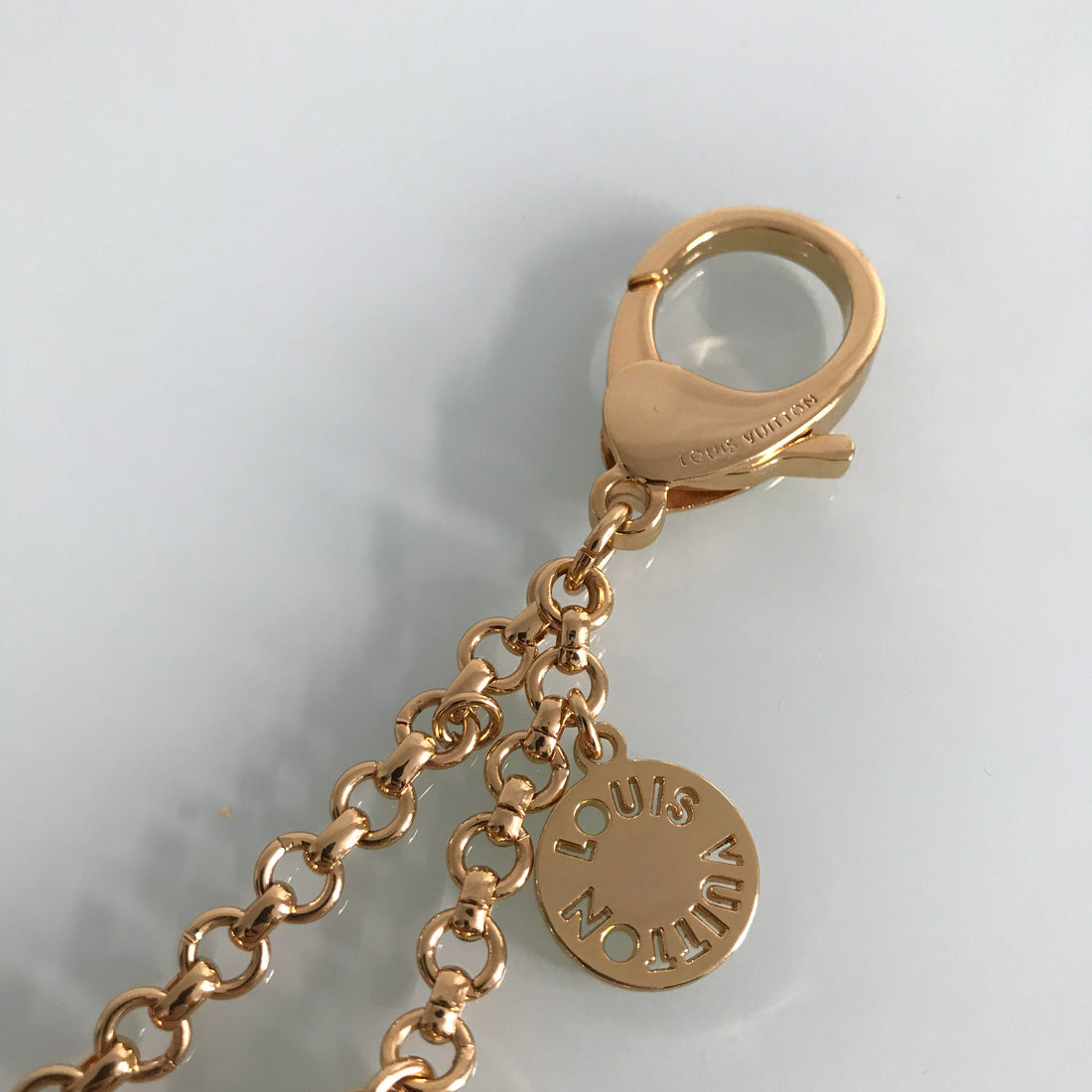 Louis Vuitton Pink Speedy Bag Charm Key Chain Golden Metal Plastic  ref.606667 - Joli Closet