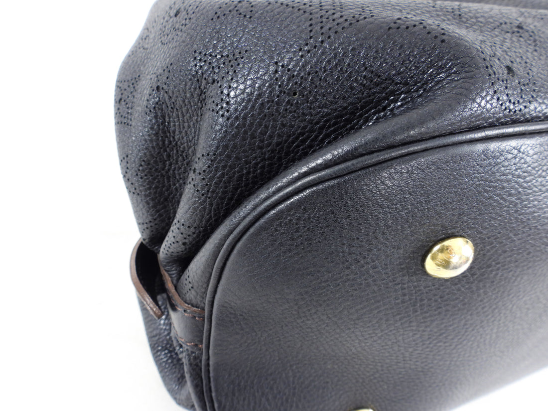 Louis Vuitton Black Mahina Leather Hobo XL