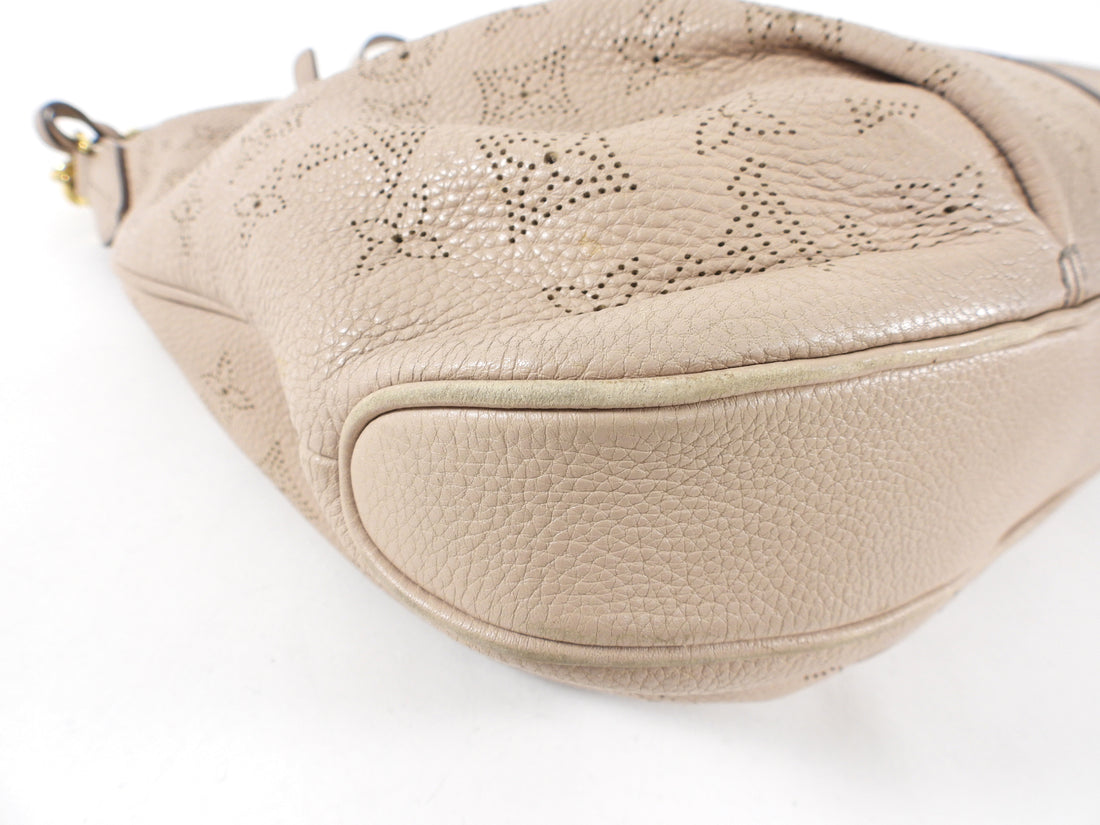 Louis Vuitton Sable Monogram Mahina Leather Selene MM Bag - Yoogi's Closet