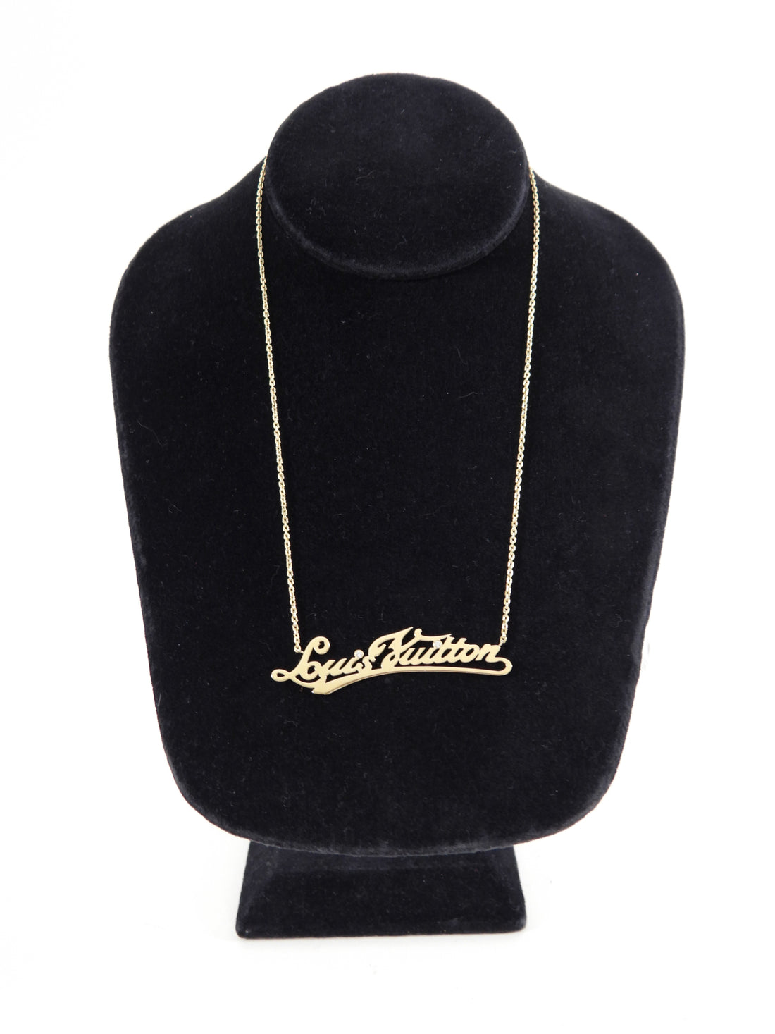 Louis Vuitton Diamond Signature ID Name Plate Necklace 18K Yellow Gold –  The Jewelry Gallery of Oyster Bay
