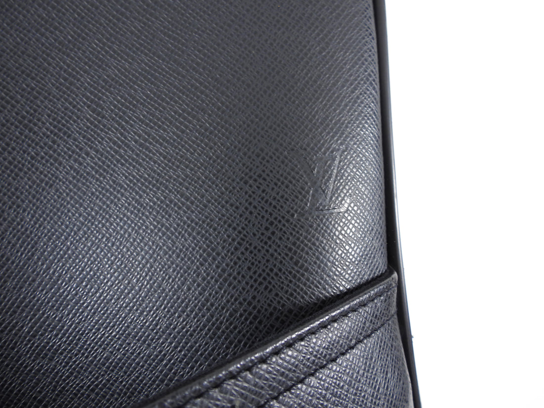 Used Black Louis Vuitton Pegase 50cm Black Taiga Rolling Luggage Suitcase  Carry-On Houston,TX