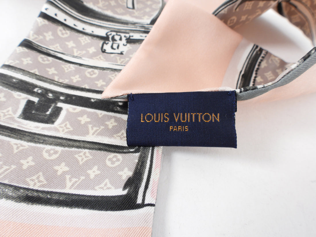 Louis Vuitton NWT Grey Pink Monogram 100% Silk Bandeau Scarf