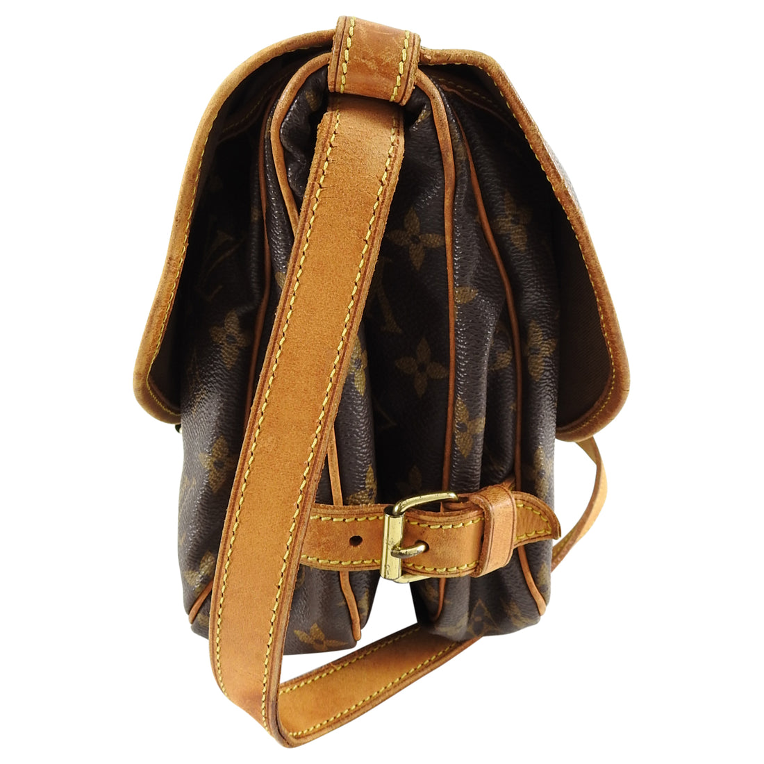 Vintage Louis Vuitton Saumur 30 Monogram Canvas 👀🙈➡️ This is the bag I  prefer all summer long 🌞🌞🌞 for more vintage luxury Bag's visit…