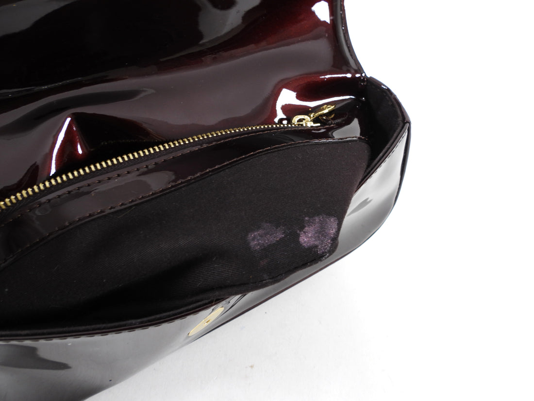 Louis Vuitton Sobe Amarante Patent leather ref.229086 - Joli Closet
