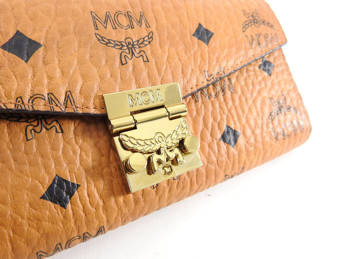 MCM Patricia Logo Continental Wallet