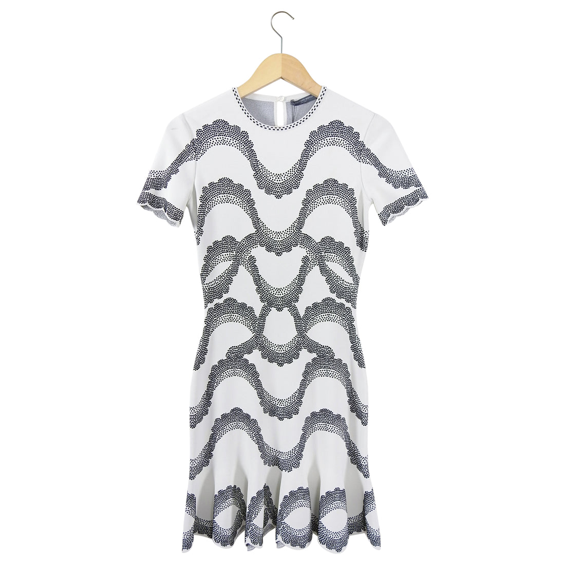Alexander McQueen Knit Jacquard Short Sleeve Bodycon Dress - 6 I MISS YOU VINTAGE Alexander McQueen Knit Jacquard Short Sleeve Bodycon Dress - 6 I MISS YOU VINTAGE