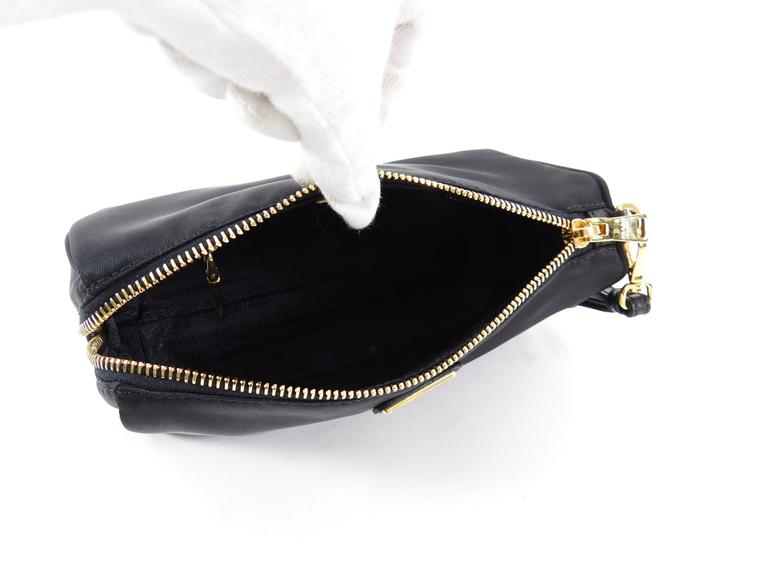 Prada Black Tessuto Nylon Pouch Prada Logo Wristlet Clutch Bag 1NH545 – ZAK  BAGS ©️