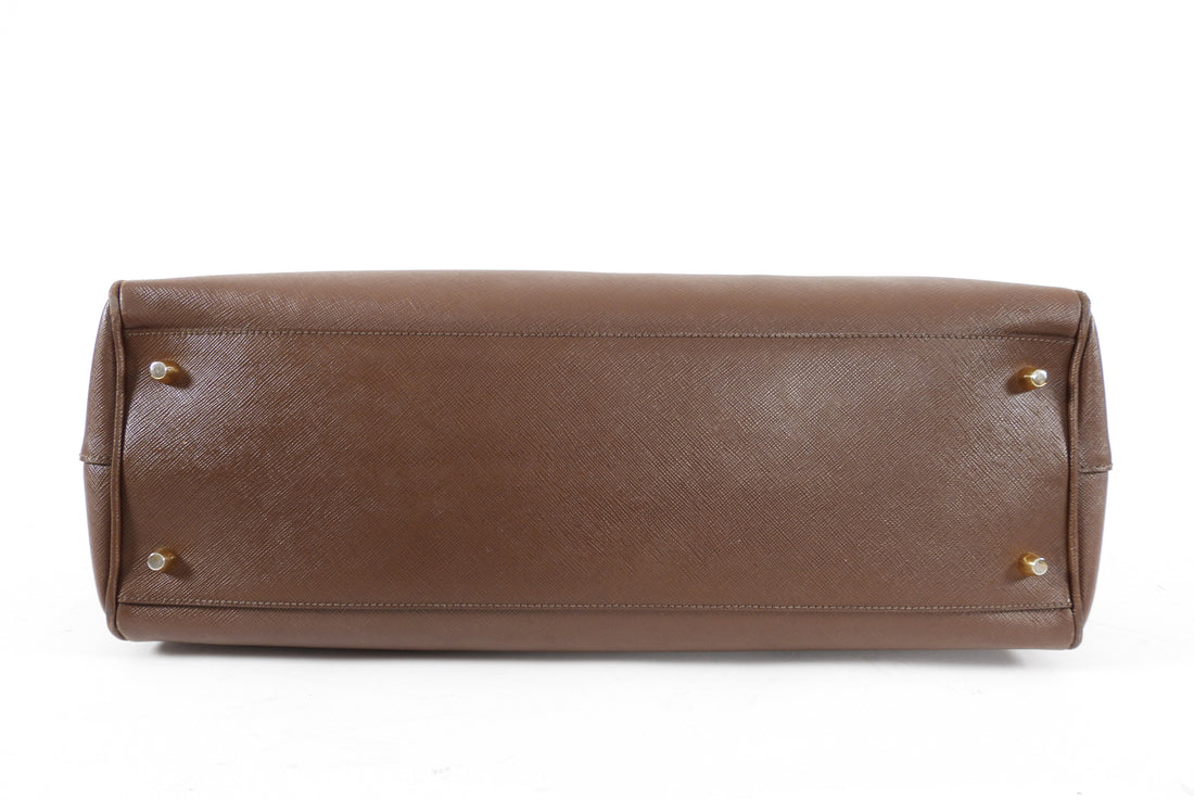 Shop PRADA Large Prada Galleria Saffiano leather bag (1BA227 2EDV F0002) by  momochani