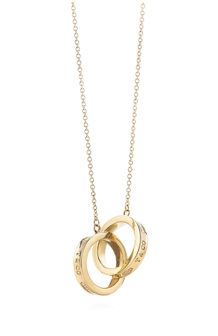 Tiffany and Co.  18k Gold Interlocking Circles Pendant Necklace