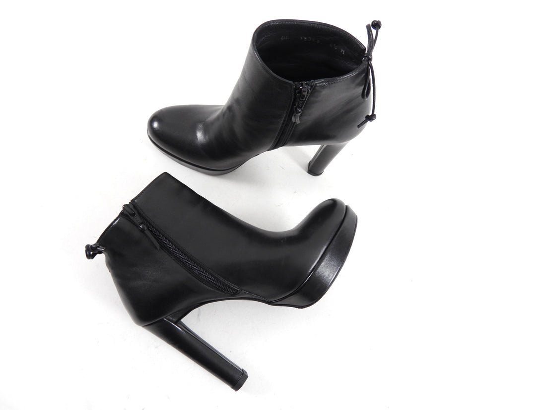 Stuart Weitzman Black Leather 110mm Ankle boot - Euro 37
