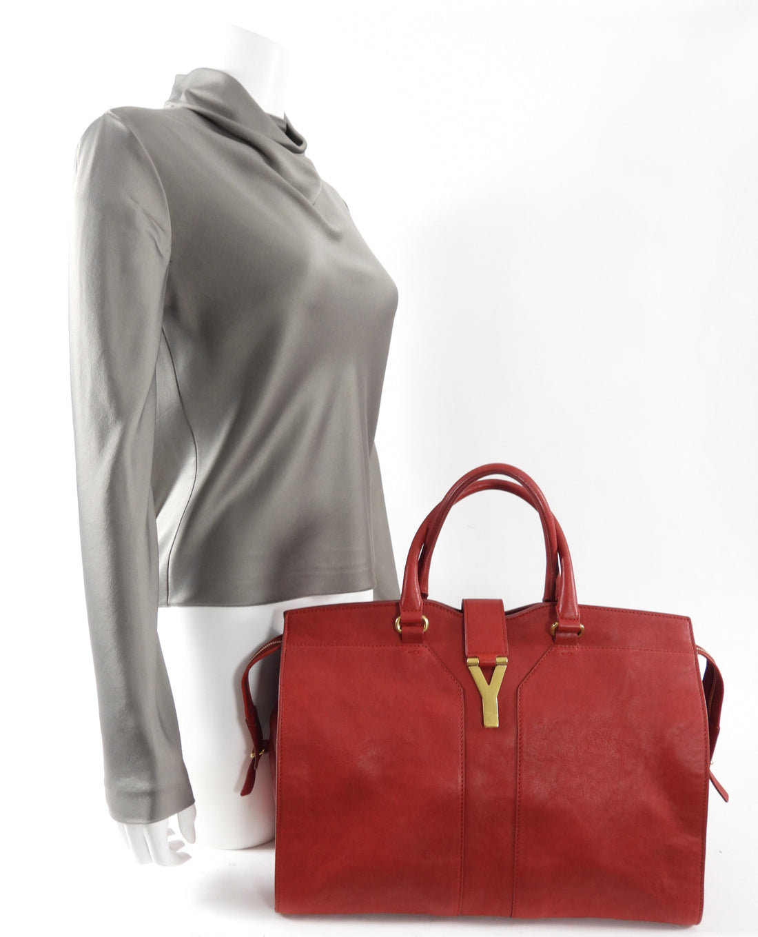 tas tote-bag Yves Saint Laurent Red Cabas Chyc Tote Bag